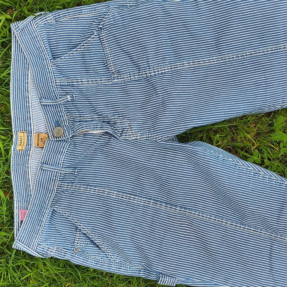 True Religion || Navy and White Striped Conductor Jeans || 28